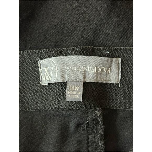 Wit & Wisdom Sawyer 'Ab'Solution Straight Leg Jeans size 18W - Picture 4 of 8